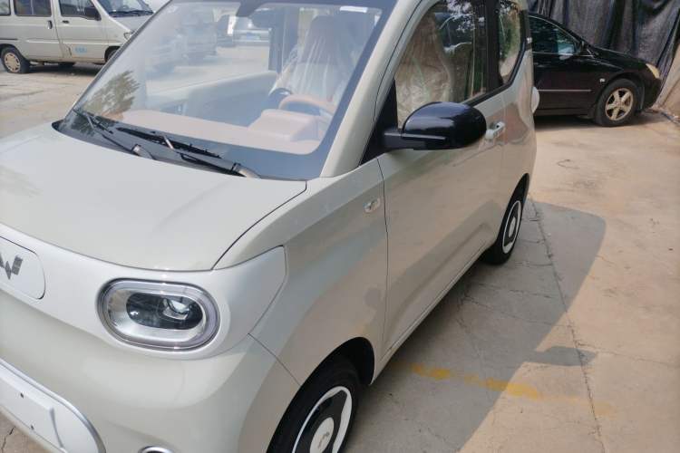 Used Wuling Hongguang MINIEV 2024 3rd Generation 215km Youth Edition