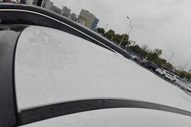 Used NETA U 2023 NETA U-Ⅱ Challenge Edition 500 U Show – Lithium Iron Phosphate Roof