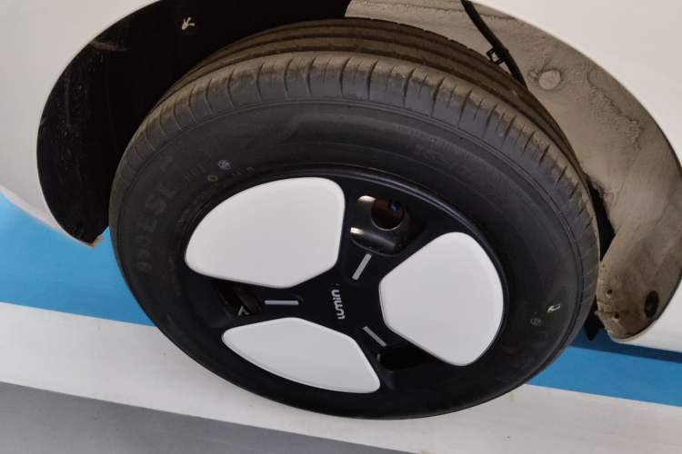 Used CHANGAN NEVO Lumin 2025 205 km Xiangqin Version
