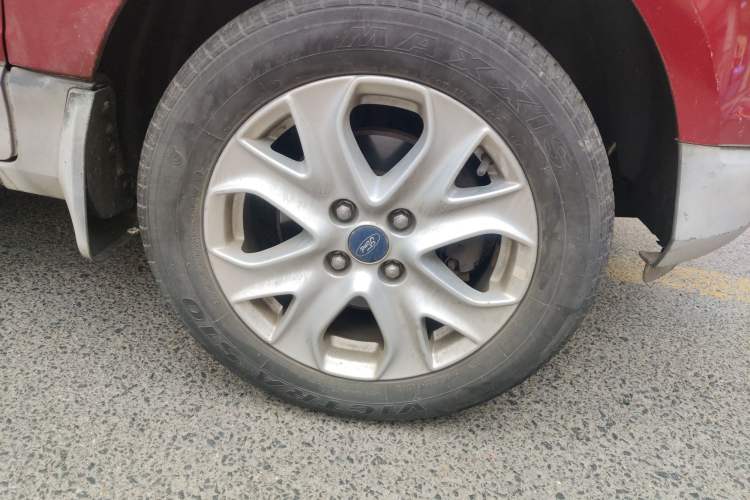 Used Ford EcoSport 2013 1.5L Automatic Fashion Model