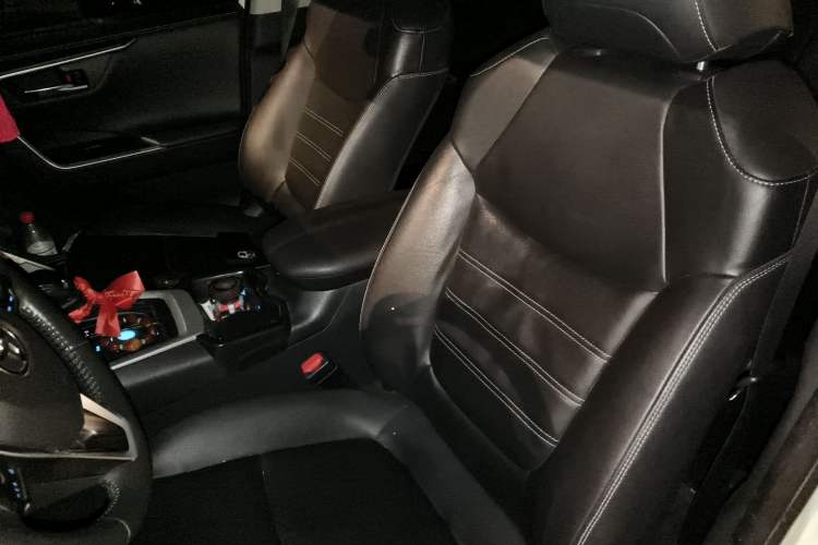 Used Toyota RAV4 2020 Dual-Motor 2.5L E-CVT Four-Wheel Drive Flagship Edition