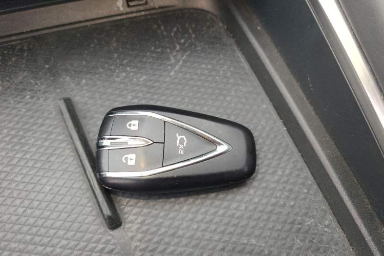 Used CHANGAN UNI-T 2020 1.5T Prestige Version
