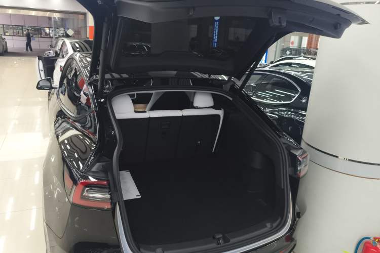 Used Tesla Model Y 2022 Revised Version Long-Range All-Wheel Drive Trunk