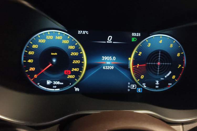 Used Mercedes-Benz GLC 2021 GLC 260 L 4MATIC Luxury Model