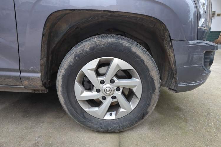 Used Great Wall King Kong Poer 2022 2.0T Manual Diesel Two-Wheel Drive Elite Version with Long Bed GW4D20M Right Front Wheel Hub