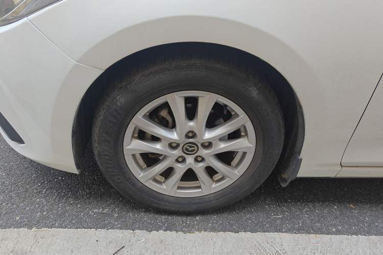 Used Mazda 3 Axela 2014 Sedan 1.5L Automatic Comfort Model Left Front Wheel Hub