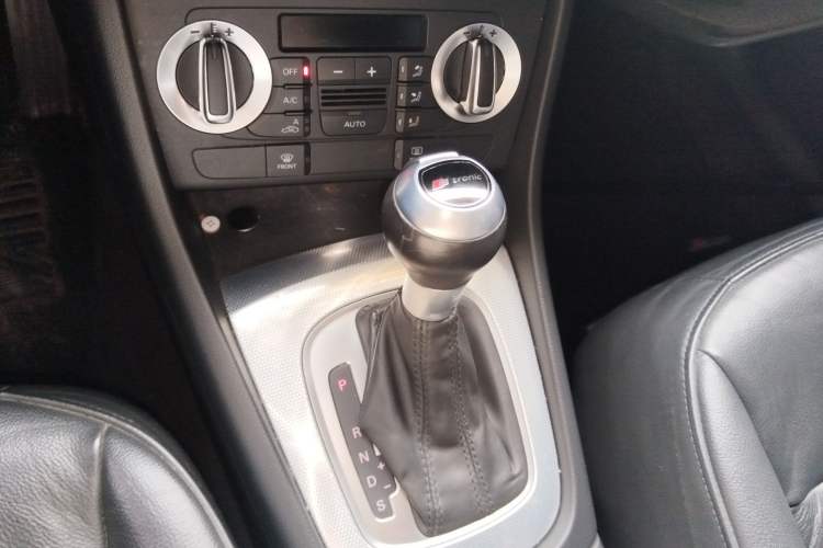 Used Audi Q3 2016 30 TFSI Collector's Edition Comfort Model