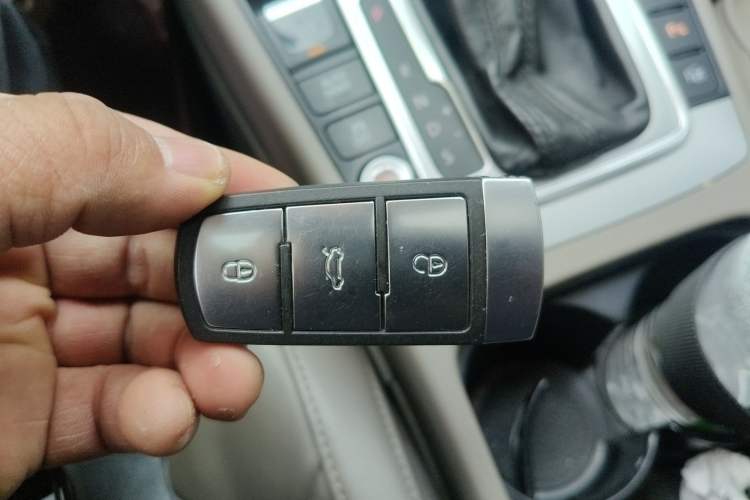 Used Volkswagen Magotan 2015 2.0 TSI Prestige Model Vehicle Key