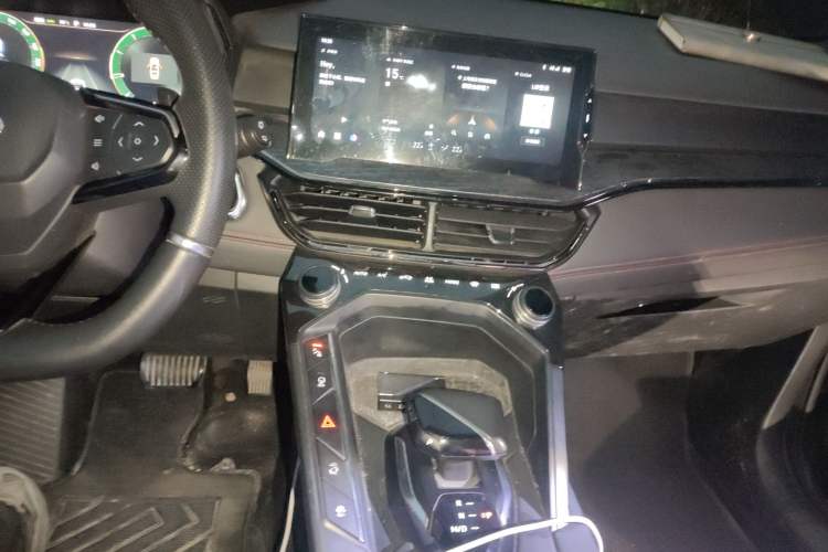 Used Lynk & Co 06 2020 1.5T JinPro model