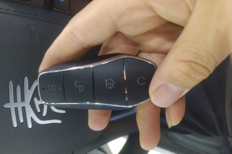 Used BYD Qin L 2025 EV 470KM Leading Edition Vehicle Key