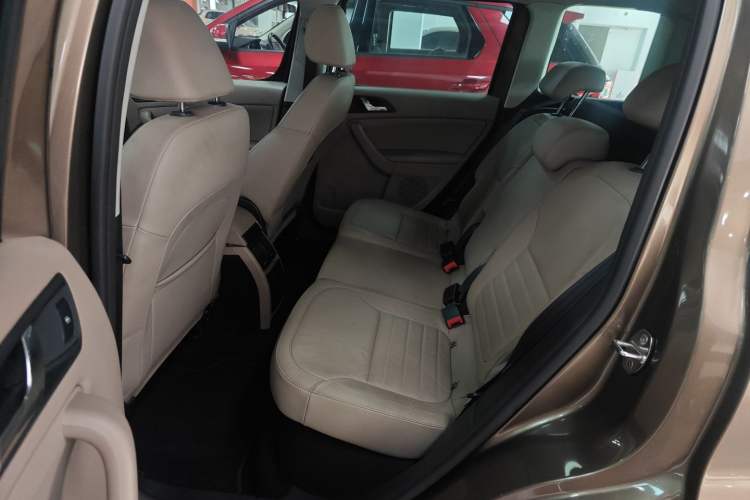 Used Skoda Yeti 2013 1.8T DSG Prestige Edition Left Rear Seat