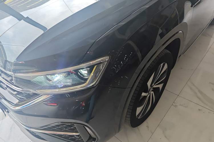 Used Volkswagen Tayron X 2023 330TSI Two-Wheel-Drive Prestige High-Energy Version Left Front Headlight