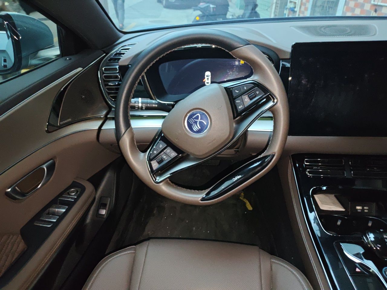 BYD Han 2023 EV Champion Edition 605KM Front-Drive Premium Model — снимка 10