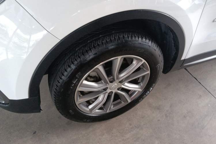 Used Geely Auto Emgrand X7 Sport 2018 1.8TD Automatic Two-Wheel Drive Smart 4G Connected Version