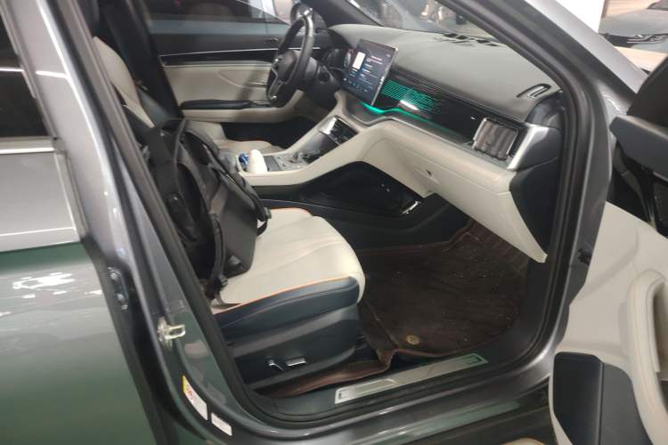 Used BYD Song PLUS New Energy 2023 Champion Edition EV 520KM Flagship Model