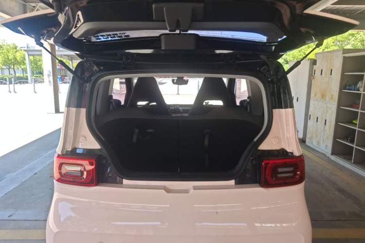 Used Wuling Hongguang MINIEV 2021 Macaron Premium Model – Lithium Iron Phosphate