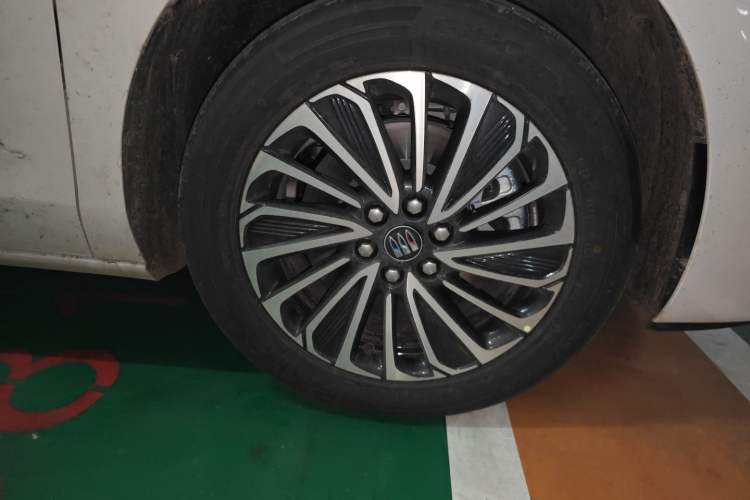 Used Buick GL8 New Energy 2025 Lu Shang Luxury Edition 7-Seater