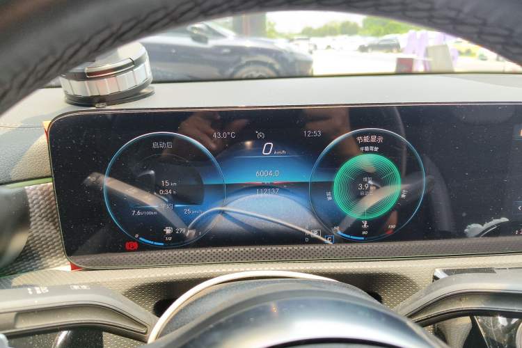 Used Mercedes-Benz A-Class 2022 Second Facelift A 200 L Sport Sedan Fashion Version
