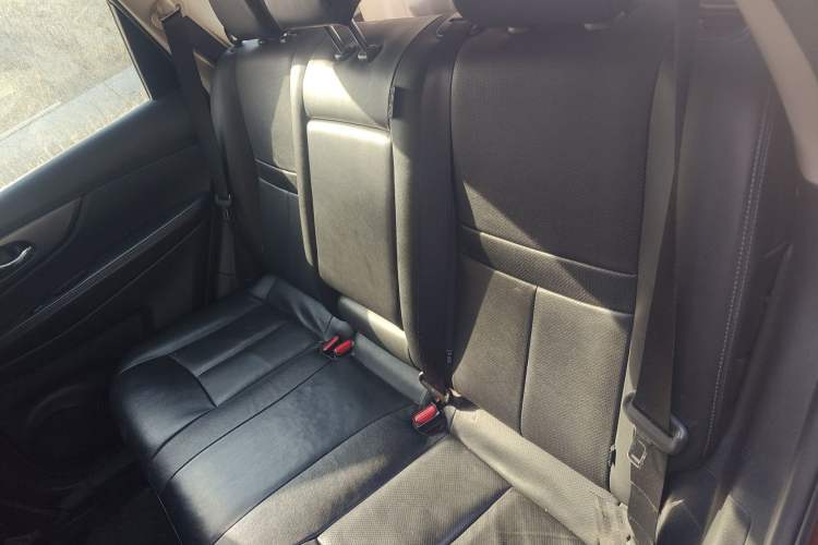 Used Nissan X-Trail 2015 2.0L CVT Comfort MAX Edition 2WD Left Rear Seat