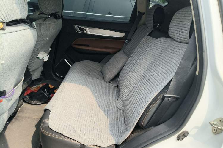 Used Geely Auto Vision X6 2018 1.4T CVT 4G Connected Luxury Version Left Rear Seat