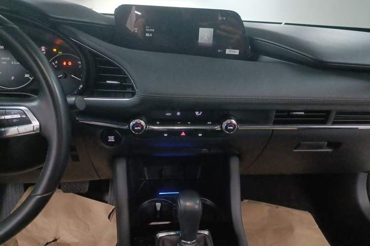 Used Mazda 3 Axela 2021 2.0L Automatic Zhiya Edition