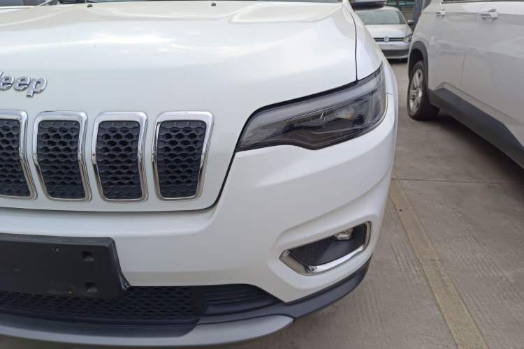 Used Jeep Cherokee 2020 2.0T Two-Wheel Drive Leading Edition