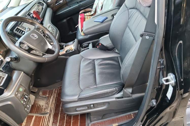 Used Honda Elysion 2016 2.4L Supreme Edition Left Front Seat