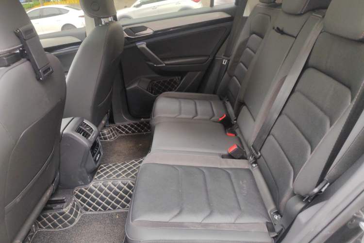 Used Volkswagen Tayron 2021 280TSI Two-Wheel Drive Luxury Smart Connectivity Version Left Rear Seat