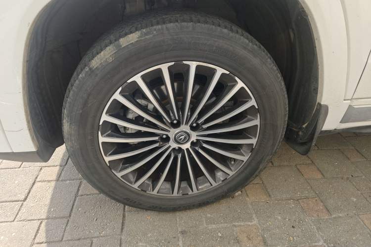 Used CHANGAN CS95 2019 2.0T Two-Wheel-Drive Luxury Version
