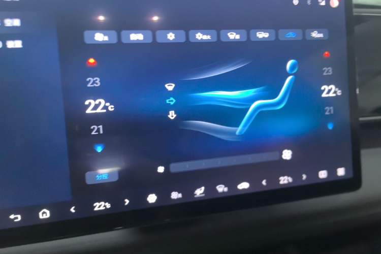 Used BYD Qin L 2025 DM-i Smart Drive 120KM Leading Model