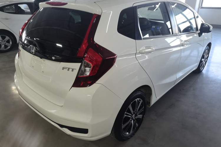 Used Honda Fit 2018 1.5L CVT Comfort Version
