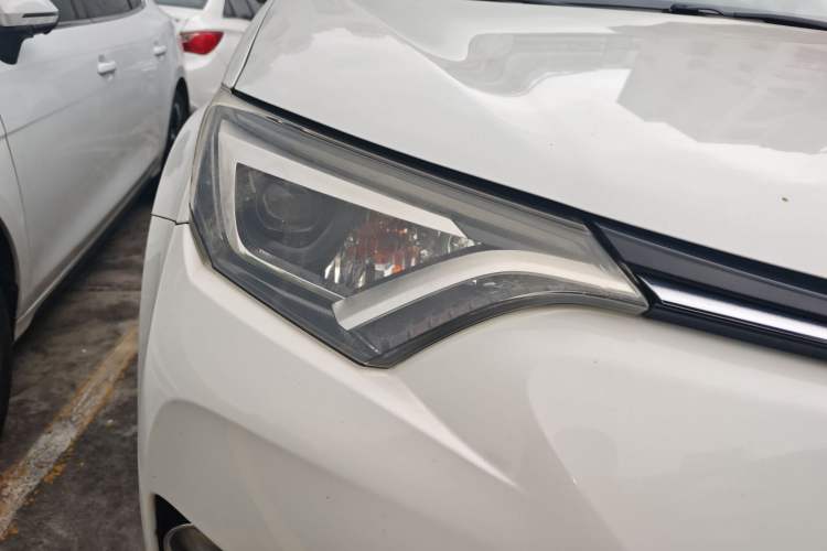 Used Toyota RAV4 2016 2.5L Automatic 4x4 Elite Edition