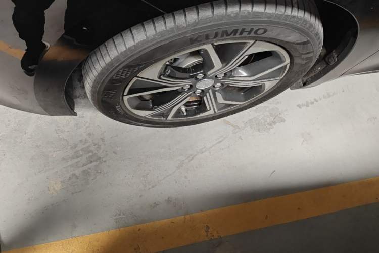 Used Hongqi E-QM5 2023 Revised Version Basic Travel Edition