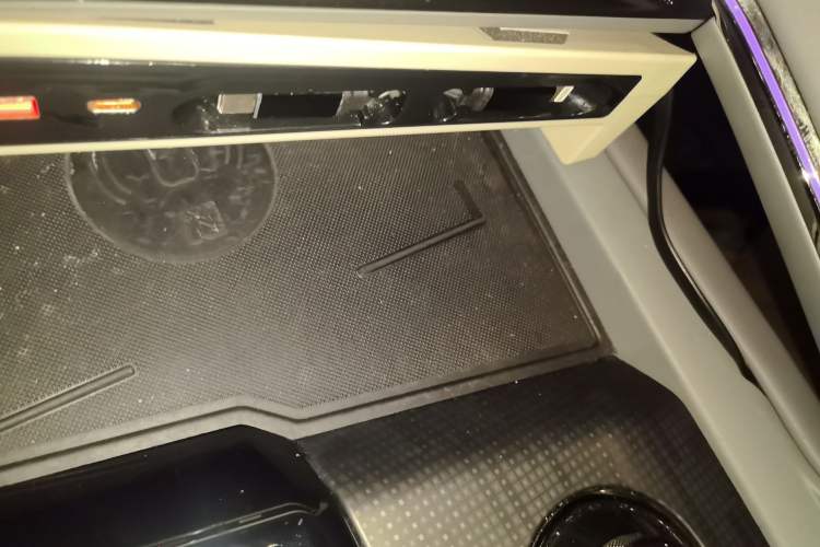 Used Zeekr 001 2023 WE Edition 100 kWh Vehicle Key