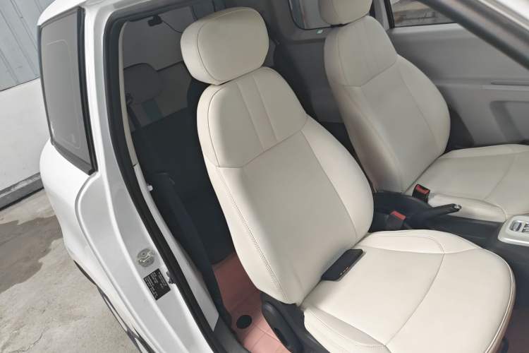 Used CHANGAN NEVO Lumin 2023 205km Xiangqin Version