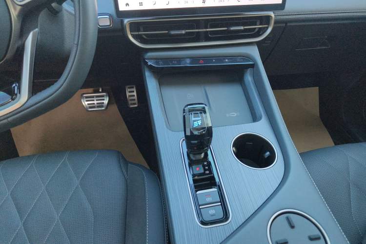 Used JETOUR Shanhai Shanhai L9 2024 1.5TD 2DHT Pro 7-Seater