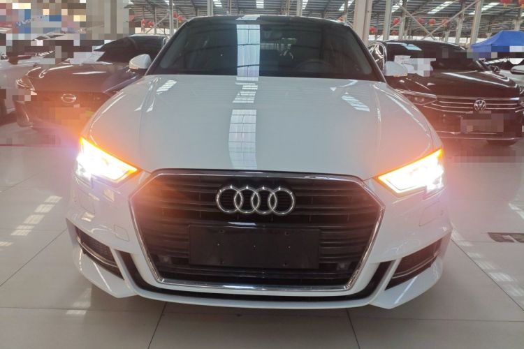 Used Audi A3 2019 Limousine 35 TFSI Fashion Edition China V standard
