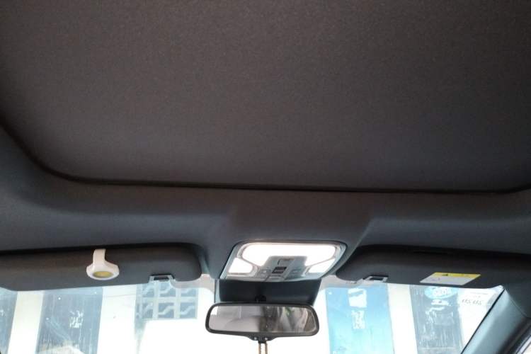 Used CHANGAN OSHAN COS1 2018 1.5T Automatic Smart 7-Seater
