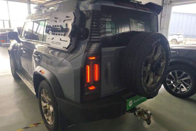 Used JETOUR Traveler 2023 2.0T Four-Wheel Drive Conqueror