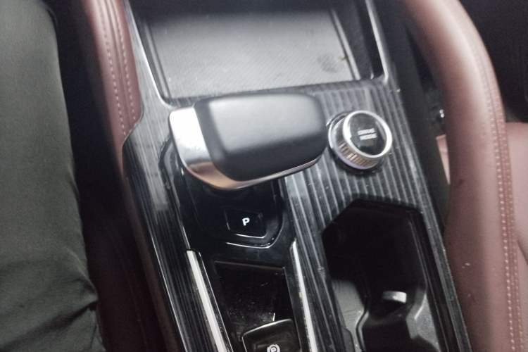 Used Geely Auto Monjaro L 2021 2.0TD High-Power Automatic All-Wheel Drive Luxury Version
