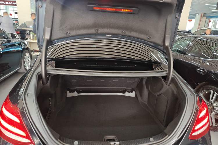 Used Mercedes-Benz E-Class 2017 E 300 L Sport Luxury Edition