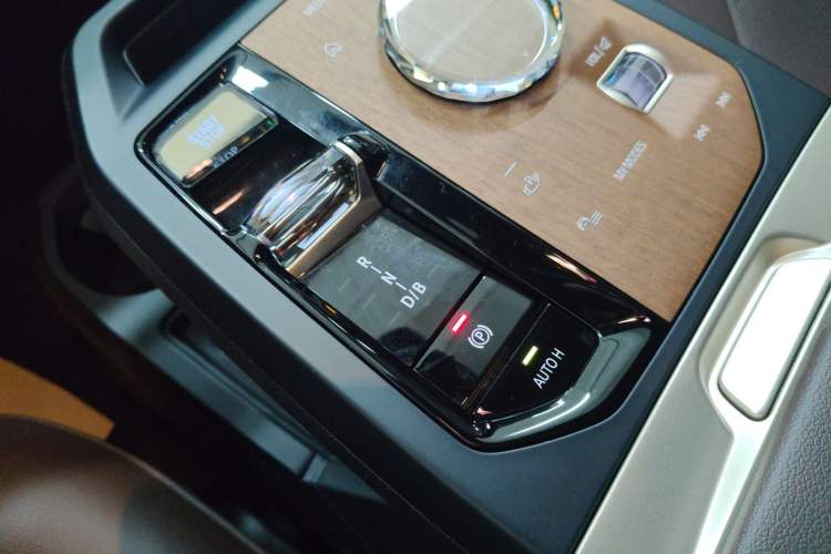 Used BMW iX 2022 xDrive40