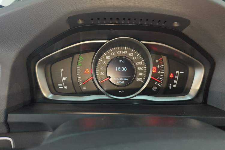 Used Volvo S60 2018 S60L T3 Smart Upgrade Edition
