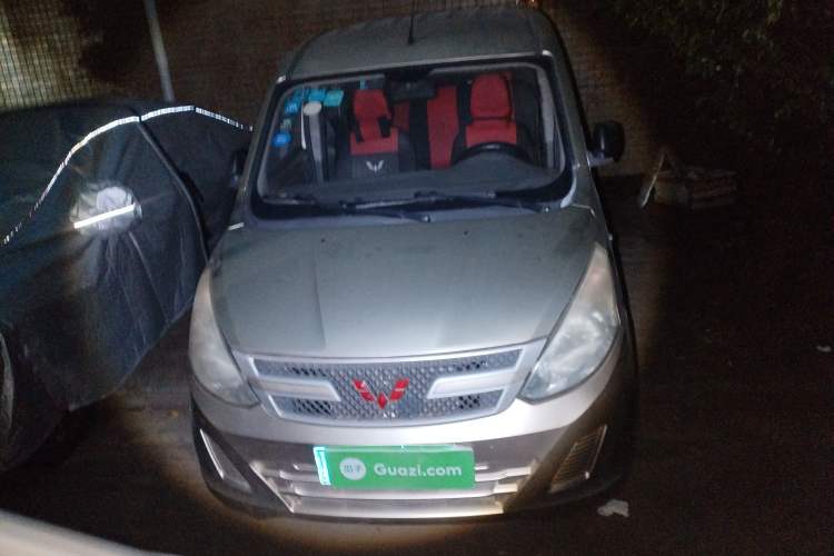 Used Wuling Rongguang V 2015 1.5L Practical Version