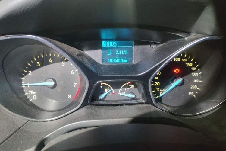 Used Ford Focus 2015 Hatchback EcoBoost 125 Automatic Supreme Style Edition Instrument Cluster