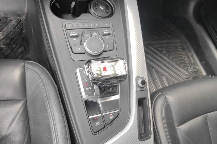 Used Audi A4L 2017 40 TFSI Fashion Model