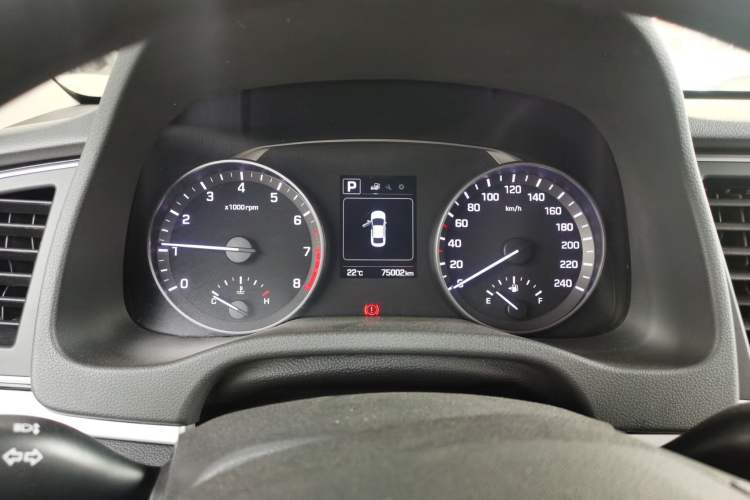 Used Hyundai Elantra (6th Generation / Lingdong) 2016 1.6L Automatic ZhiXuan – Elite Version