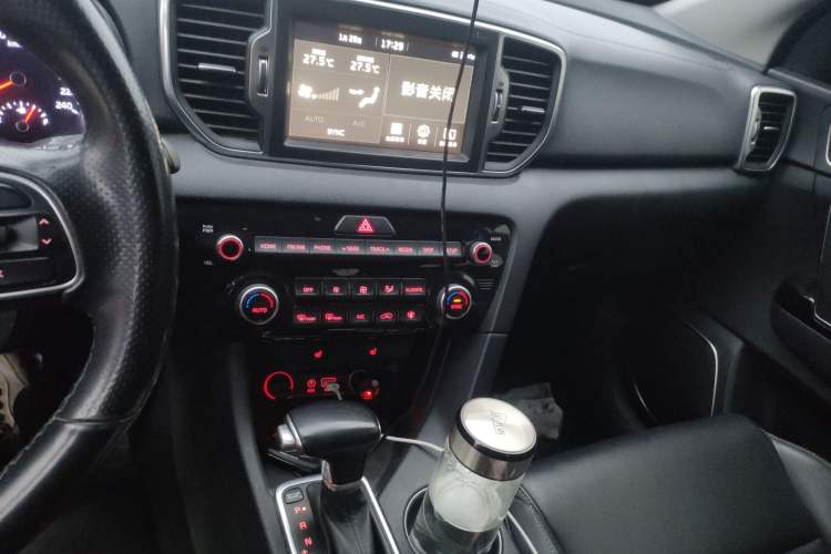 Used Kia KX5 2017 1.6T Automatic Two-Wheel Drive 15th Anniversary Special Edition DLX