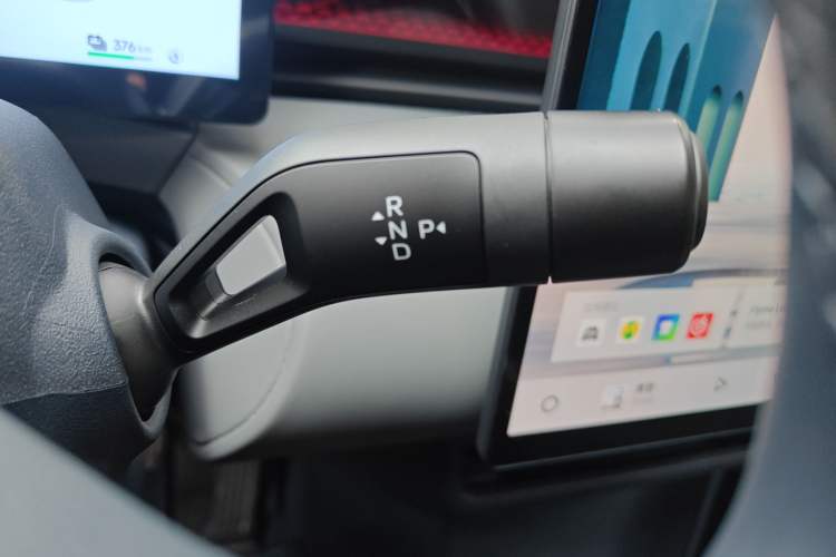 Used Lynk & Co Z20 2025 530 km Range Rear-Wheel Drive Max
