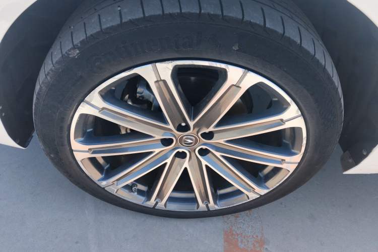 Used CHANGAN UNI-K 2021 2.0T Prestige Edition Left Front Wheel Hub